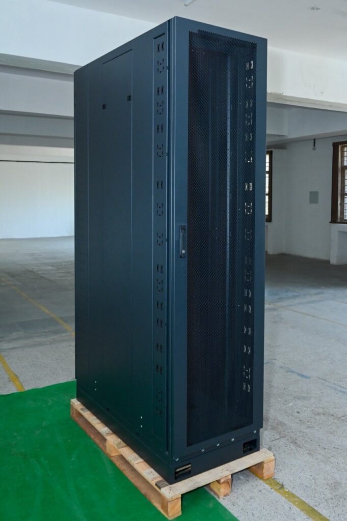 TierX OCP ORV3 Rack TXORF600-1068W44